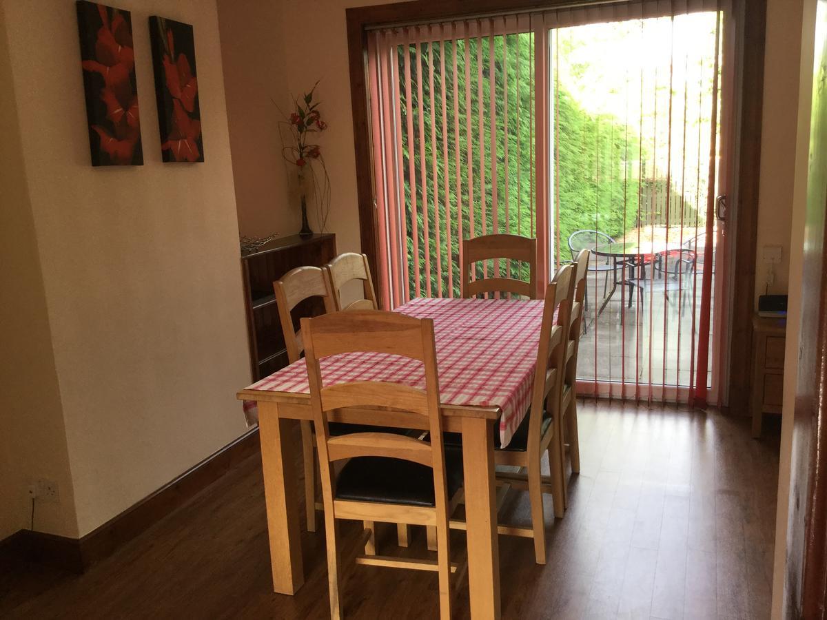 3 Bedroom Culduthel House Free Parking อินเวอร์เนส ภายนอก รูปภาพ